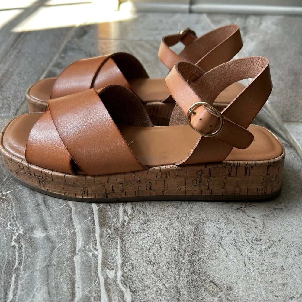 NWOB Zara Girls Brown Criss-Cross Open-Toe Leather Sandals, Size 36 EU/ 4.5 US